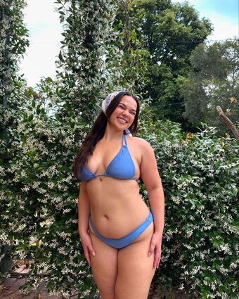 SusieJTodd Nude Leaks OnlyFans Photo 9