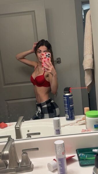 Taylor Spriggs Nude Leaks OnlyFans Photo 7