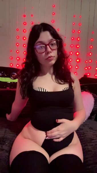 Temptressvera Nude Leaks OnlyFans Photo 9