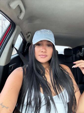 triianaalcazar Nude Leaks OnlyFans Photo 4