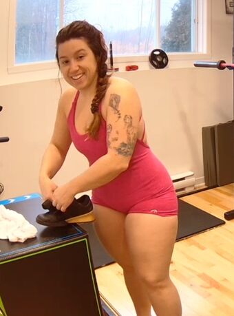 Voltige1636 Nude Leaks OnlyFans Photo 2