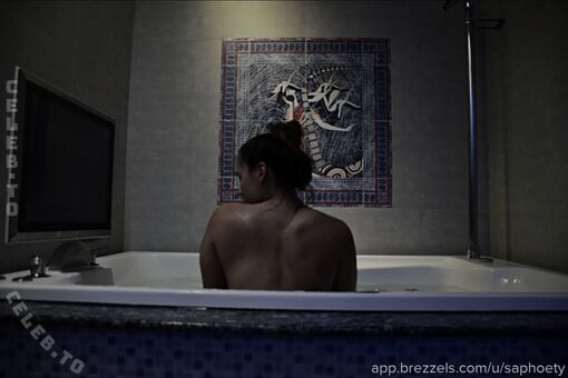 Whoisakira Nude Leaks OnlyFans Photo 1