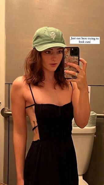 Willow Shields Nude Leaks OnlyFans Photo 158