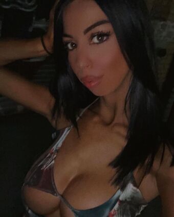 Wutangela Nude Leaks OnlyFans Photo 8