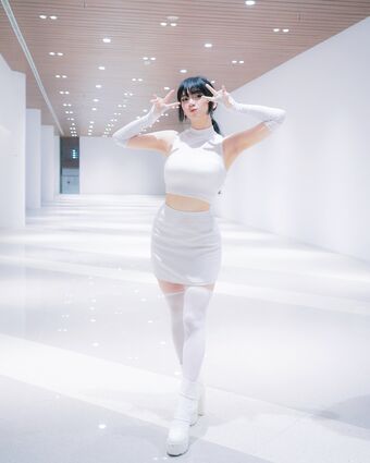 ykl.n Nude Leaks OnlyFans Photo 16