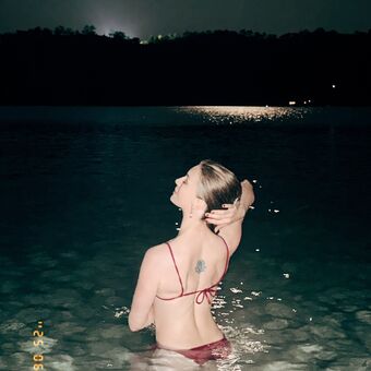 Yasemin Kay Allen Nude Leaks OnlyFans Photo 13