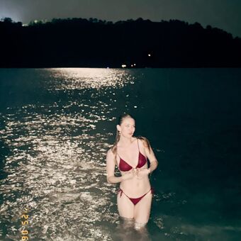 Yasemin Kay Allen Nude Leaks OnlyFans Photo 15