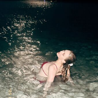 Yasemin Kay Allen Nude Leaks OnlyFans Photo 14