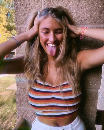 Ainsley N Nude Leaks OnlyFans Photo 9