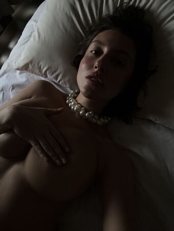 alicemamonova.com_ Nude Leaks OnlyFans Photo 1