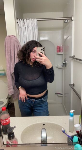 Aliza Rose Nude Leaks OnlyFans Photo 13