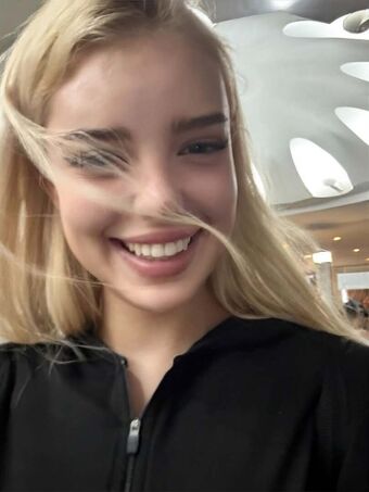 Aly.revolver Nude Leaks OnlyFans Photo 15