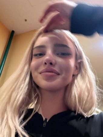 Aly.revolver Nude Leaks OnlyFans Photo 16