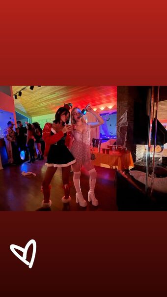 Alyvia Alyn Lind Nude Leaks OnlyFans Photo 60