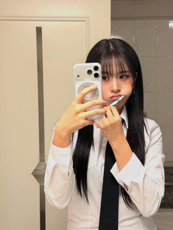 An Yujin 안유진 | Nude Leaks OnlyFans Photo 142