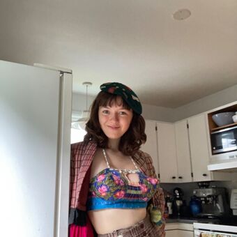 anna_r_yikes Nude Leaks OnlyFans Photo 2