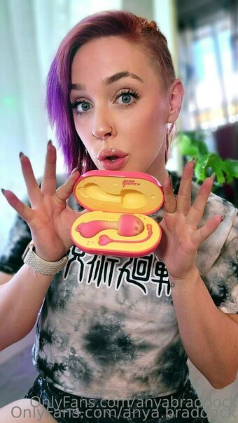 Anya Braddock Nude Leaks OnlyFans Photo 40