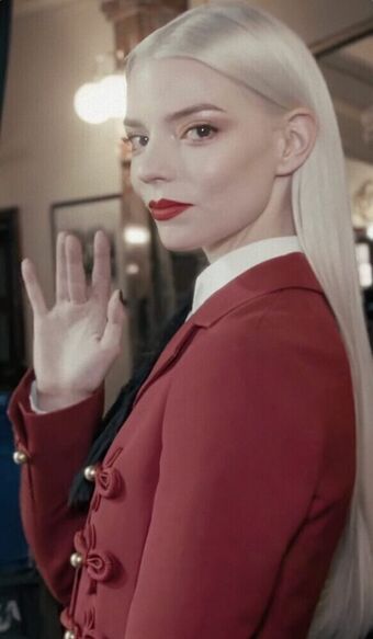 Anya Taylor-Joy Nude Leaks OnlyFans Photo 250