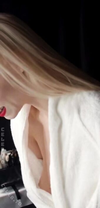 Anya Taylor-Joy Nude Leaks OnlyFans Photo 249