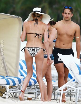 Katie Cassidy Nude Leaks OnlyFans Photo 184