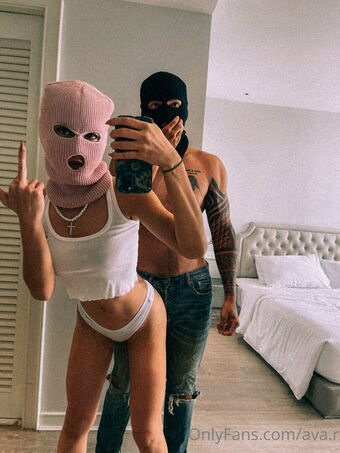 Ava.R Nude Leaks OnlyFans Photo 12