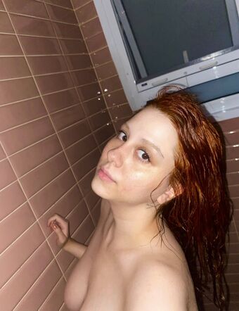 beatriz bernardini / beeatrizbernardini Nude Leaks OnlyFans  – Leaked Models