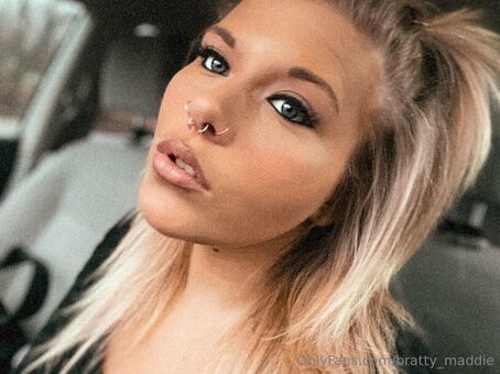bratty_maddie Nude Leaks OnlyFans Photo 17