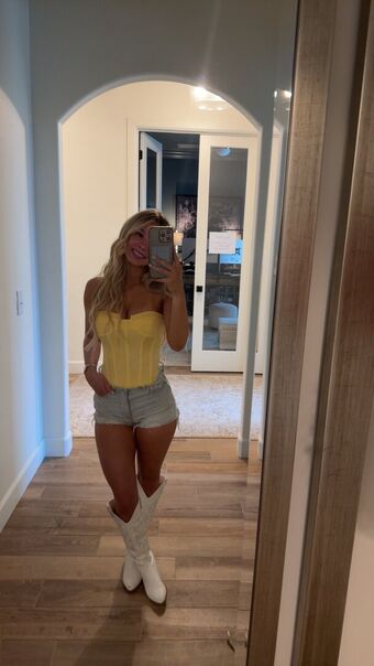 Breese Maroc Nude Leaks OnlyFans Photo 10