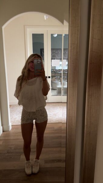 Breese Maroc Nude Leaks OnlyFans Photo 16