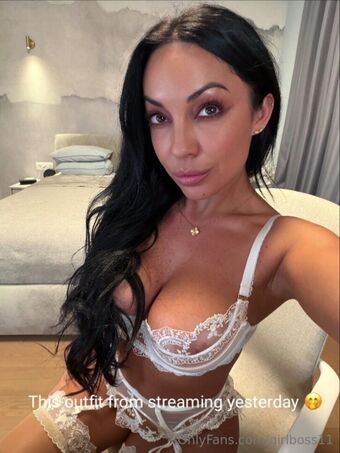 Bustyan Nude Leaks OnlyFans Photo 44