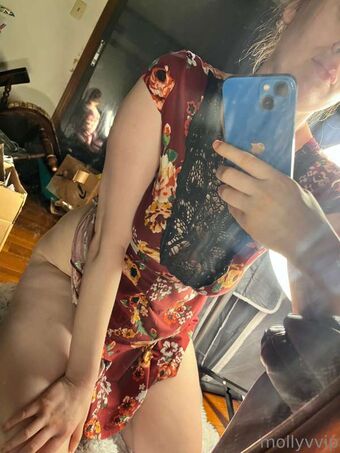 Classy Gothic Witch Nude Leaks OnlyFans Photo 37