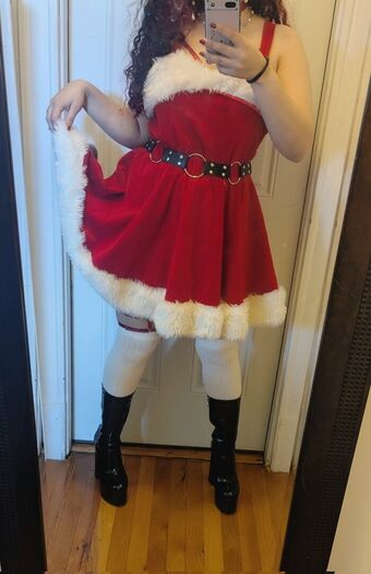 Carmilla Roux Nude Leaks OnlyFans Photo 38