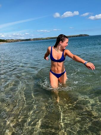 eblily04 Nude Leaks OnlyFans Photo 8