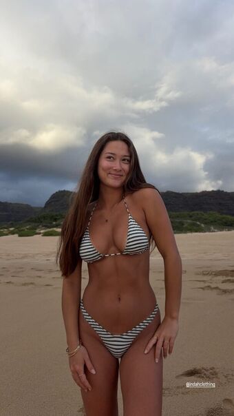 Elise Yukimura Nude Leaks OnlyFans Photo 115