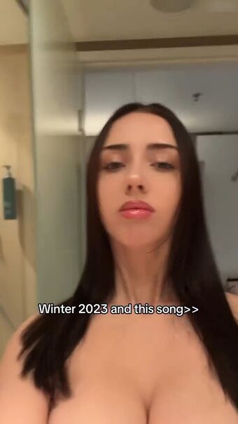 Eliza deniz Nude Leaks OnlyFans Photo 21