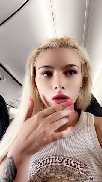 Ellie Smoke Nude Leaks OnlyFans Photo 1