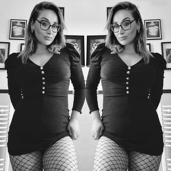 Frau Kopf Nude Leaks OnlyFans Photo 20