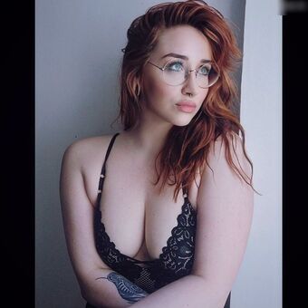 Frau Kopf Nude Leaks OnlyFans Photo 14