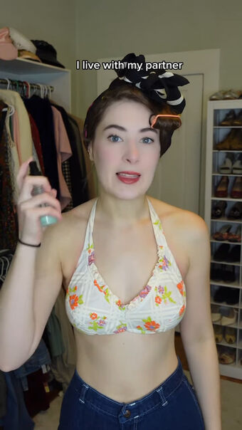 Gabrielle Jones | gabis_vintage Nude Leaks OnlyFans Photo 12