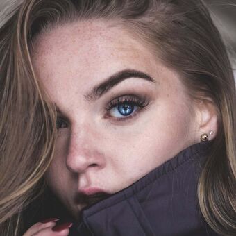 Hallea Jones Nude Leaks OnlyFans Photo 31