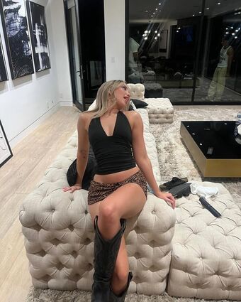 Hannah Fields Nude Leaks OnlyFans Photo 4