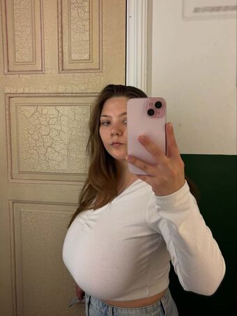 hazievay Nude Leaks OnlyFans Photo 1