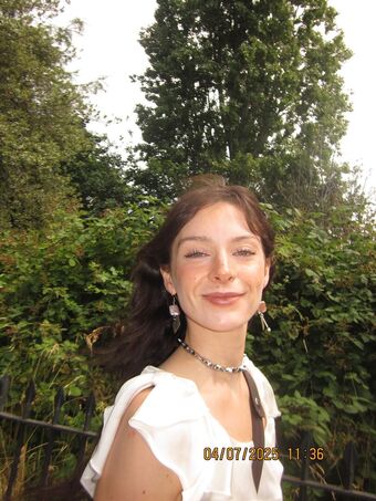 Holly Humberstone Nude Leaks OnlyFans Photo 14