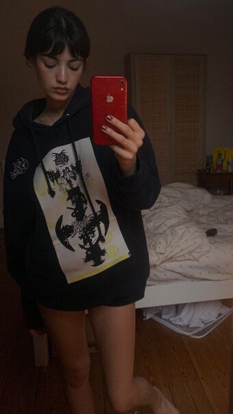 reaIsnowhite Nude Leaks OnlyFans Photo 3