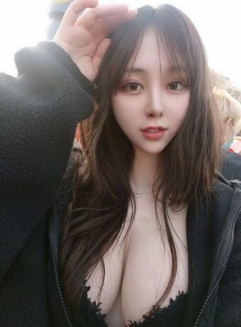 mikonini110 Nude Leaks OnlyFans Photo 2