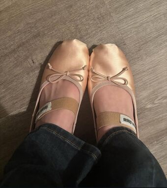 isizzly / sizzlymizzly Nude Leaks OnlyFans Photo 31