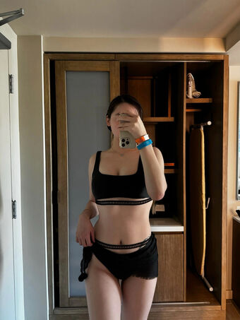 issfanfan Nude Leaks OnlyFans Photo 9