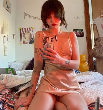 lolabllue Nude Leaks OnlyFans Photo 25