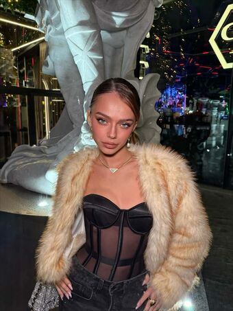 Jenni Serpi Nude Leaks OnlyFans Photo 6