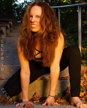 Johanna_Feuerschwanz Nude Leaks OnlyFans Photo 45